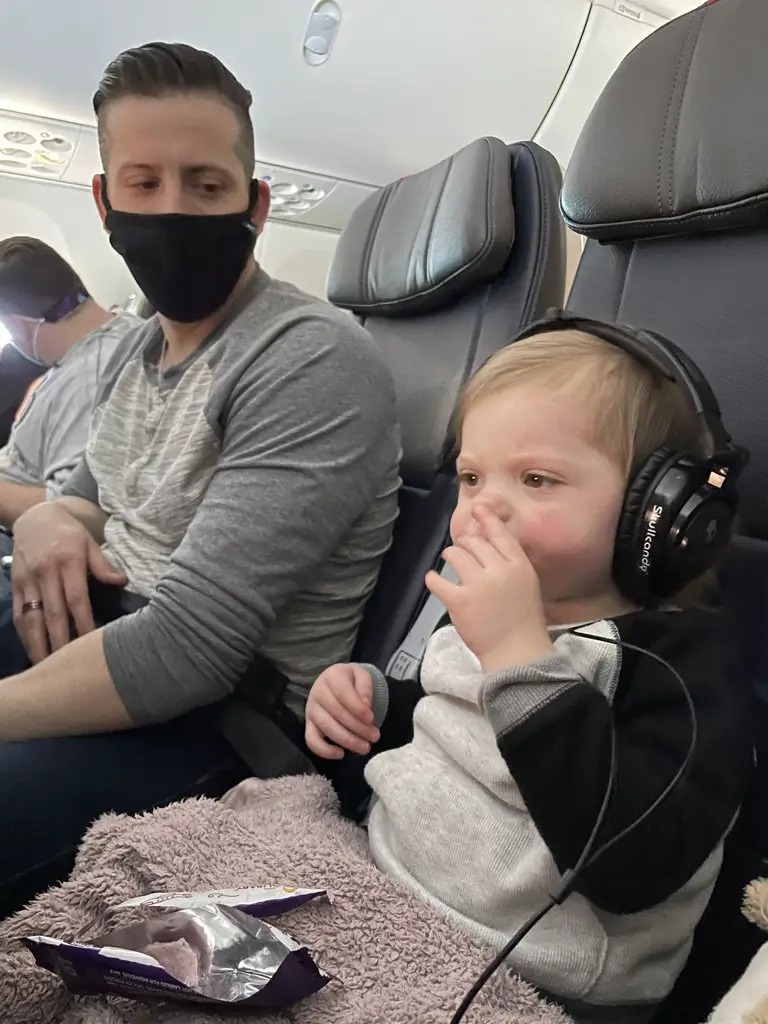 Tips For Flying With A Toddler - FMM