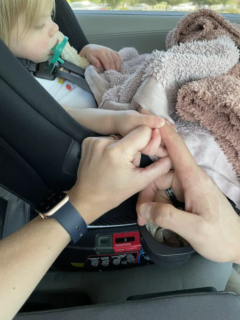 50+ Family Road Trip Essentials » Safe in the Seat