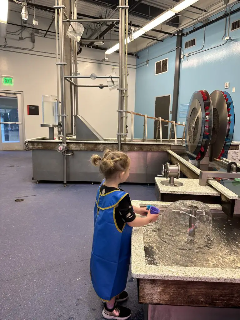 water play area at the thinkery things to do in austin with toddlers