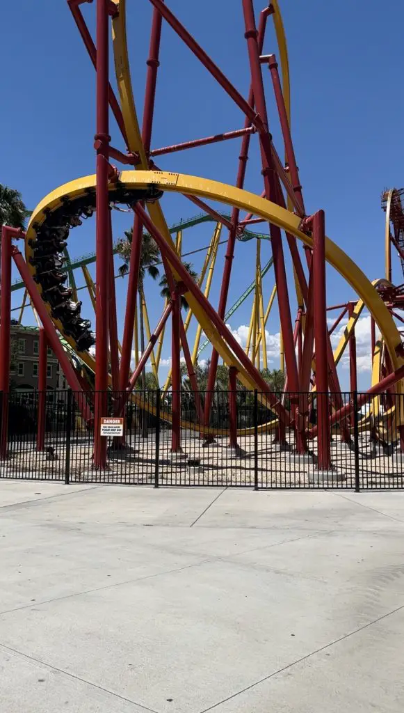 Wonder Women Six Flags Magic Mountain all rides