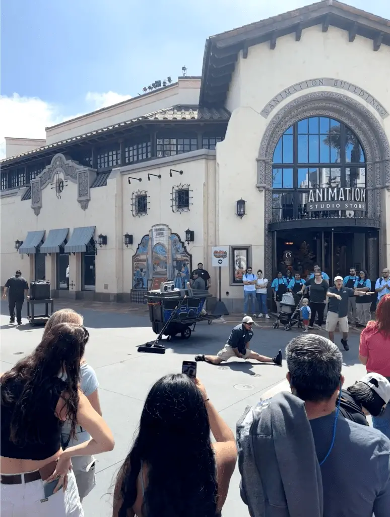 street performers universal studios hollywood best things to do