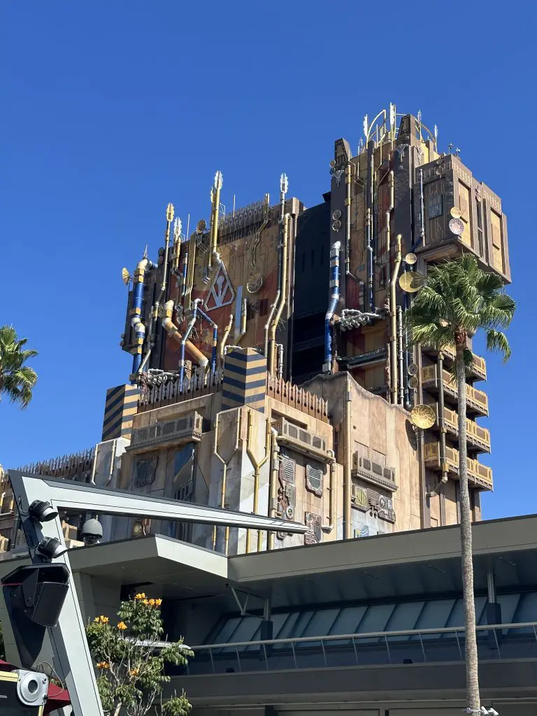 Guardians of the Galaxy Ride Disneyland Drop Height Outside of Building